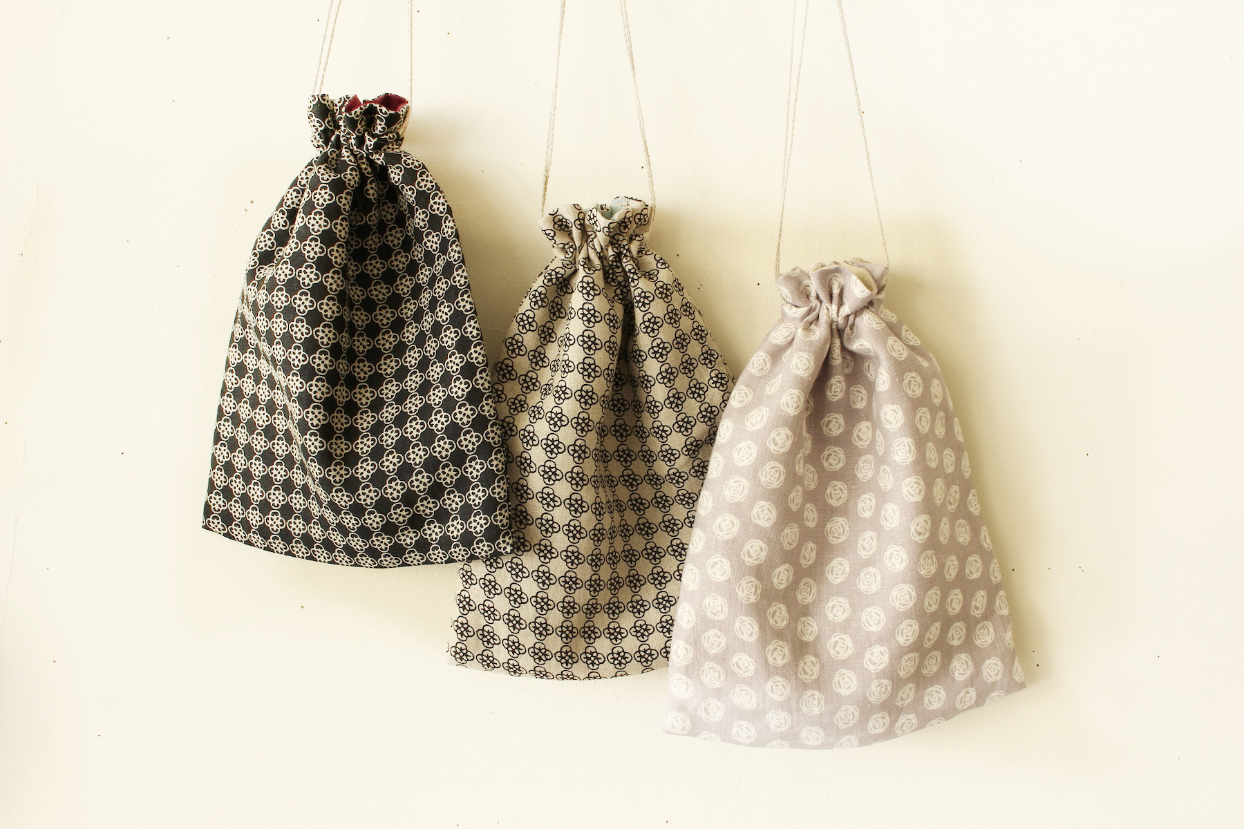 リネンプリントルールー<br />巾着セット